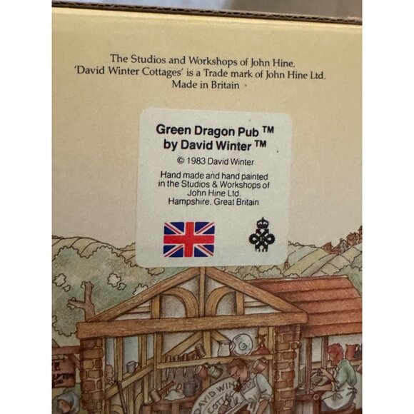 David Winter Cottages Green Dragon Pub 1983 Hand-Painted Collectible - Picture 3 of 9